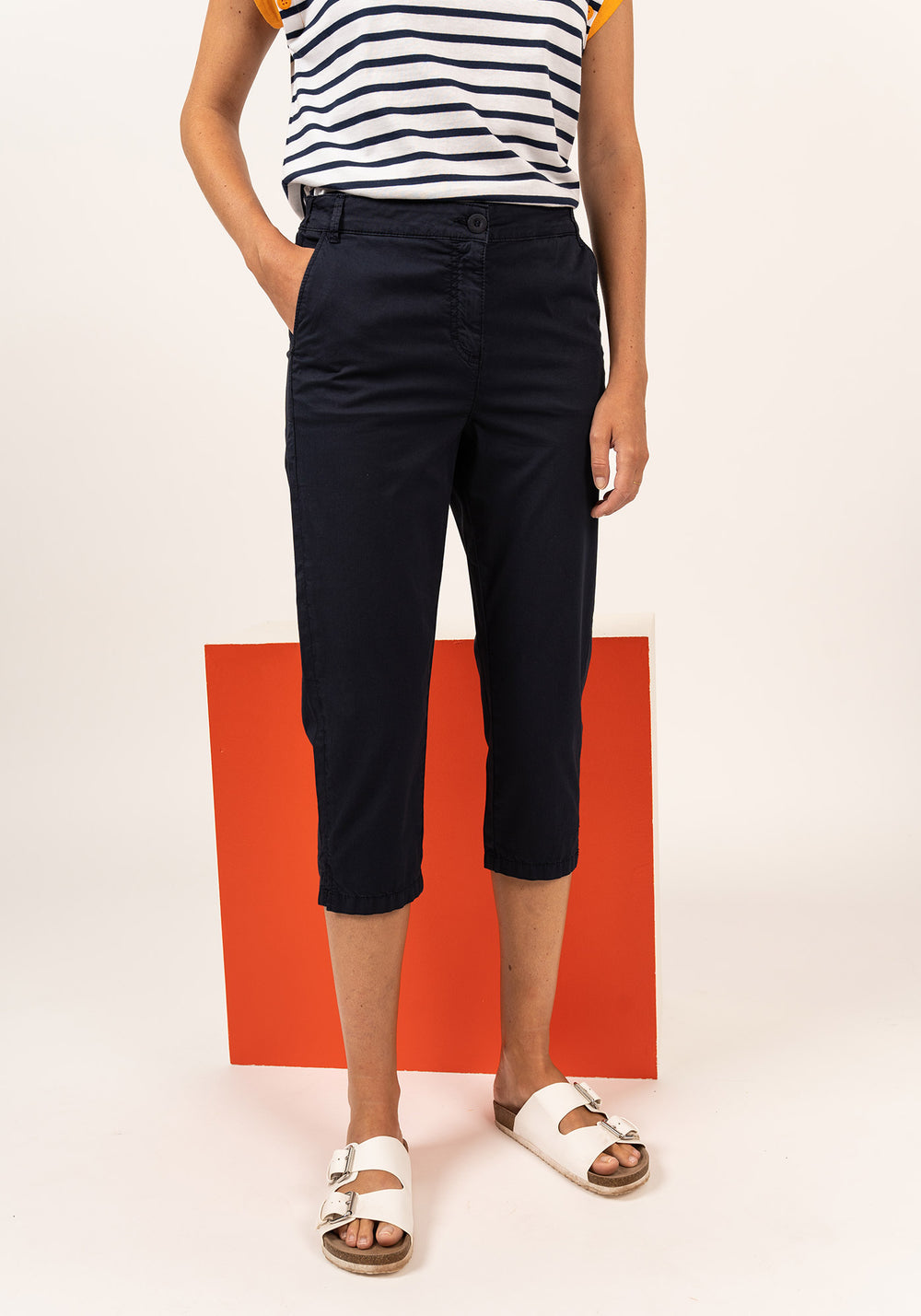 Marinette Capri pants (MARINE)