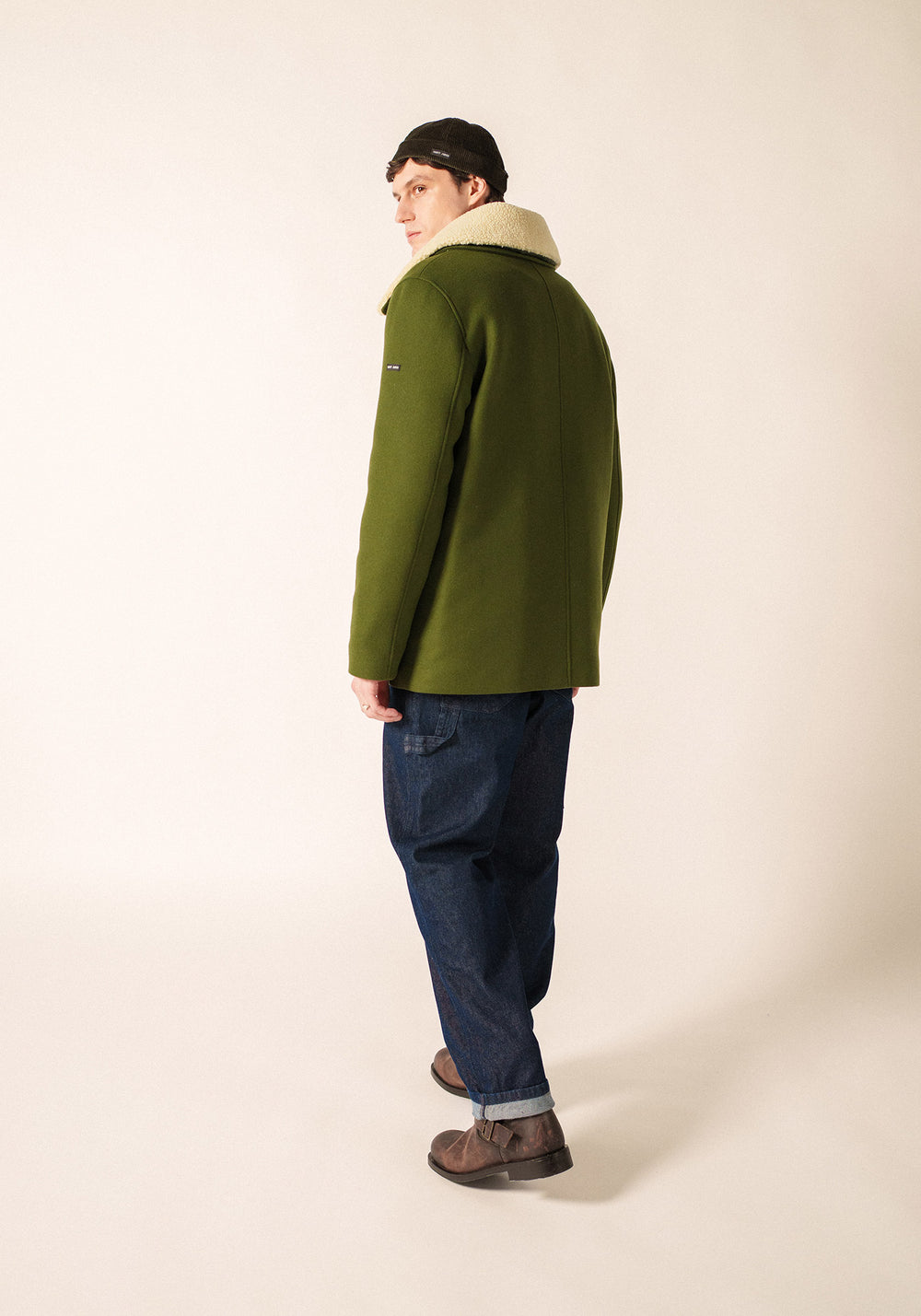 St Bruce Coat (LAND)
