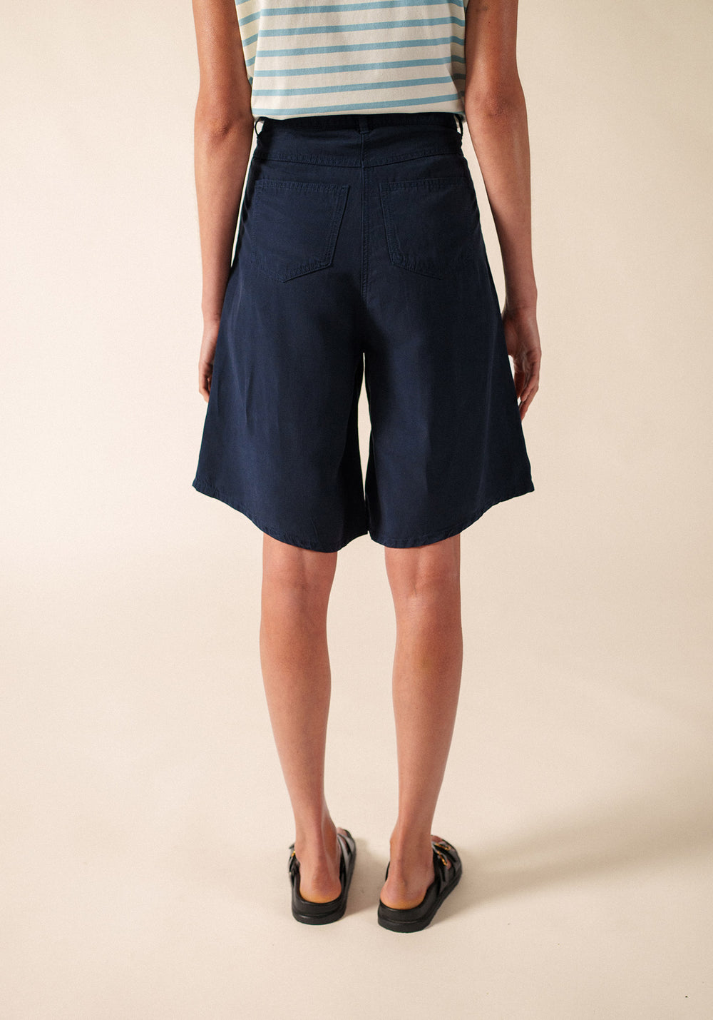 Manon Shorts (MARINE)