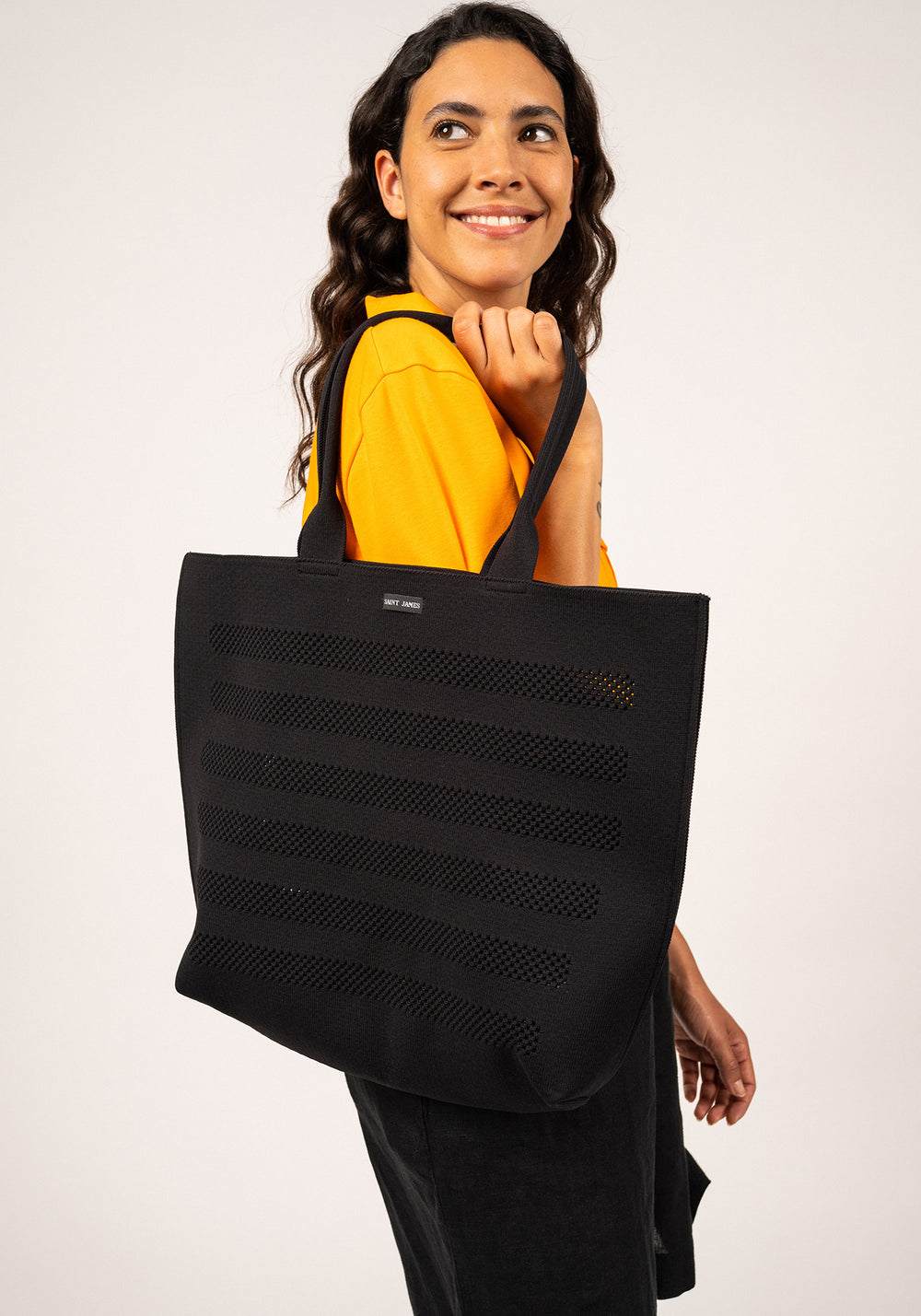 Mesh handbag (NOIR)