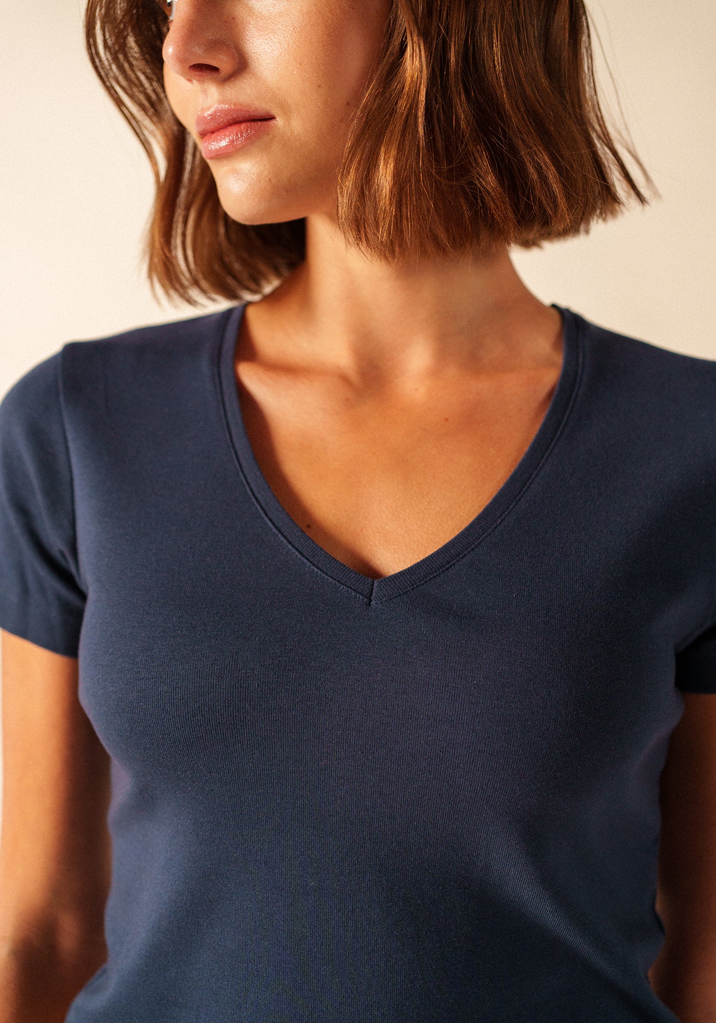 T-shirt Ajaccio V-neck – in cotton (MARINE)