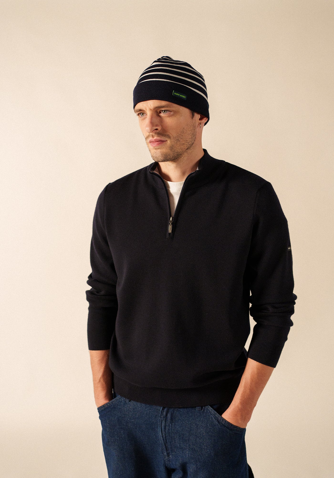 Glow-In-The-Dark Beanie - in wool (NAVY/PHOSPHORESCENT)