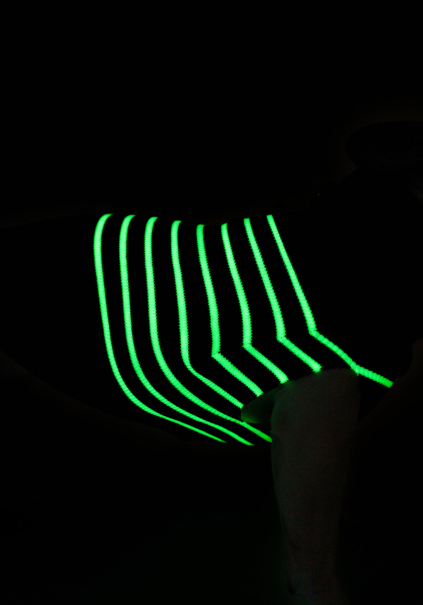 Glow-In-The-Dark Toutoupull - in wool (NAVY/PHOSPHORESCENT)