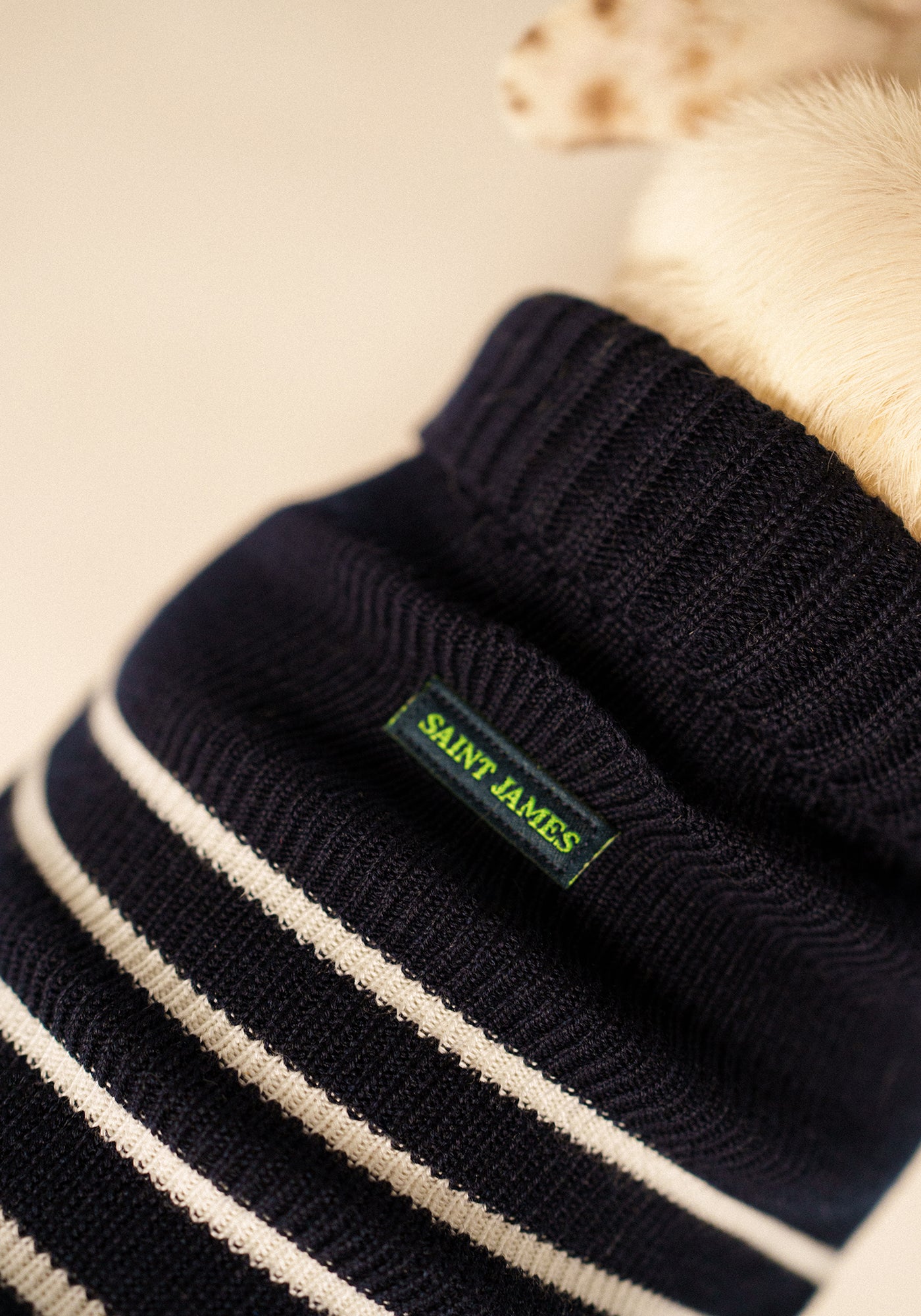 Glow-In-The-Dark Toutoupull - in wool (NAVY/PHOSPHORESCENT)