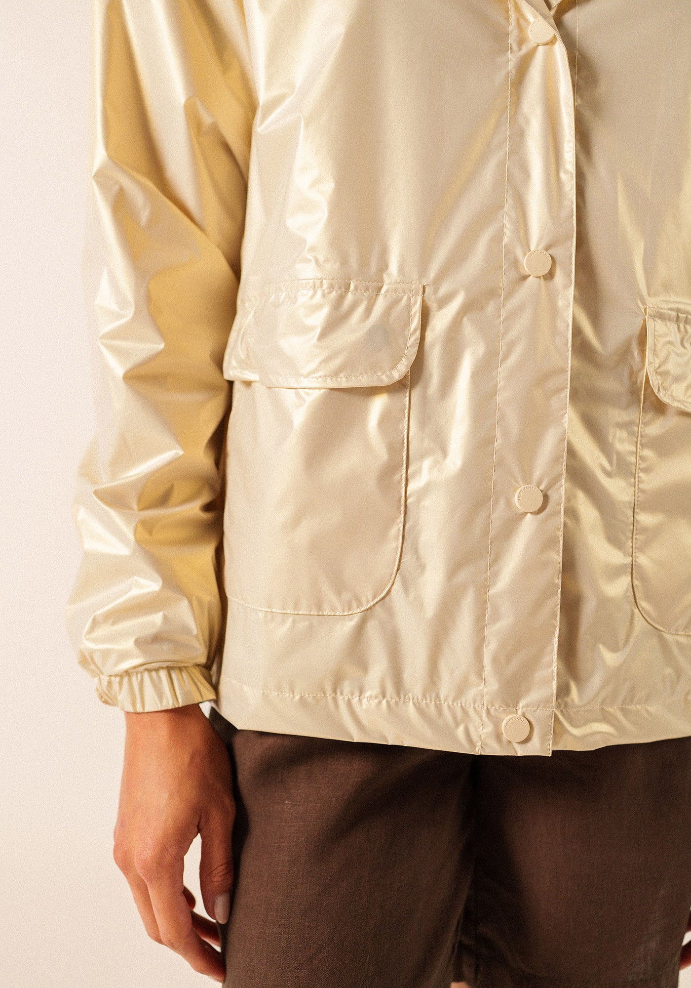 Ste Iris Windbreaker (SABLE)