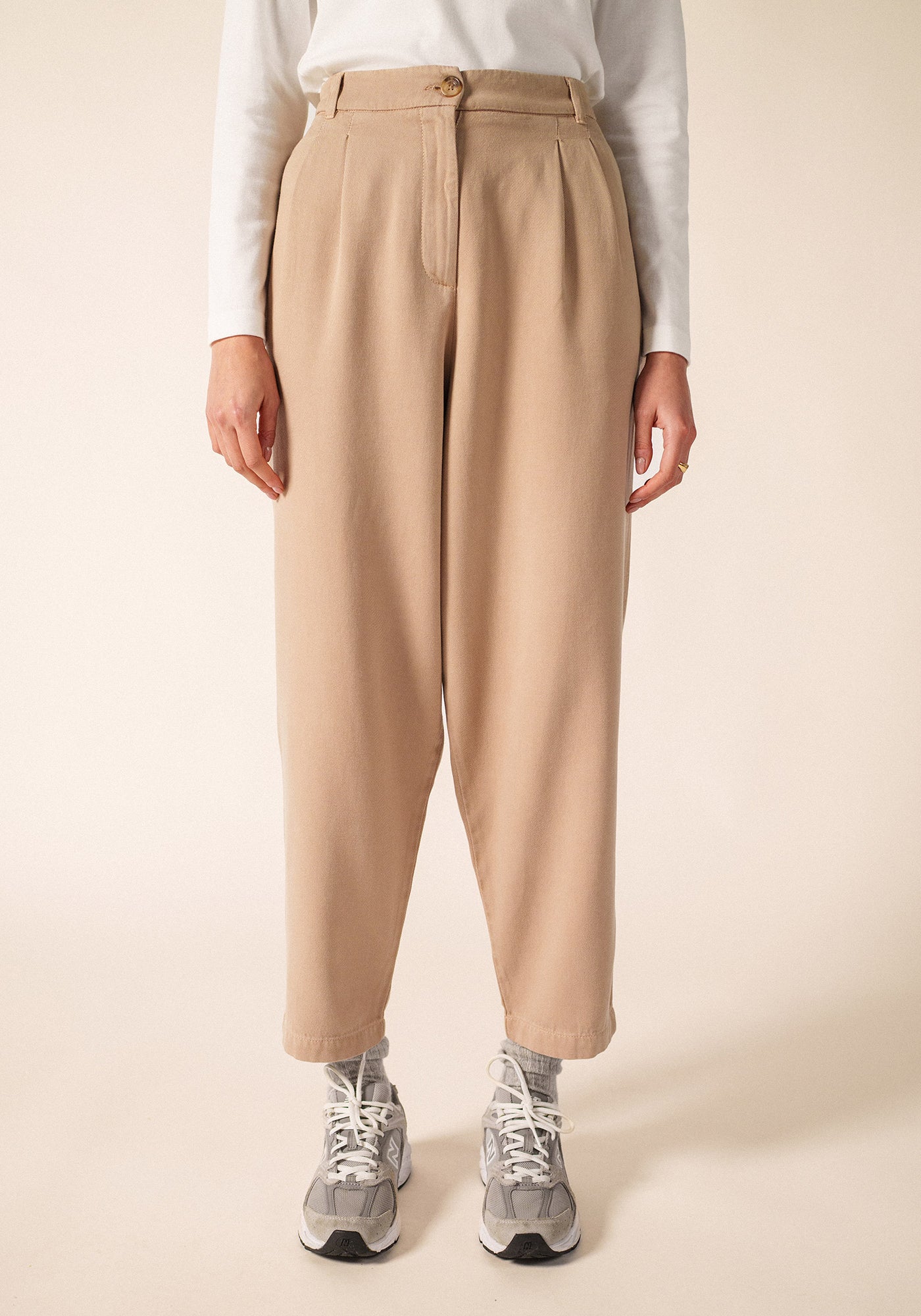 Barrel Trousers (BEIGE FONCE)