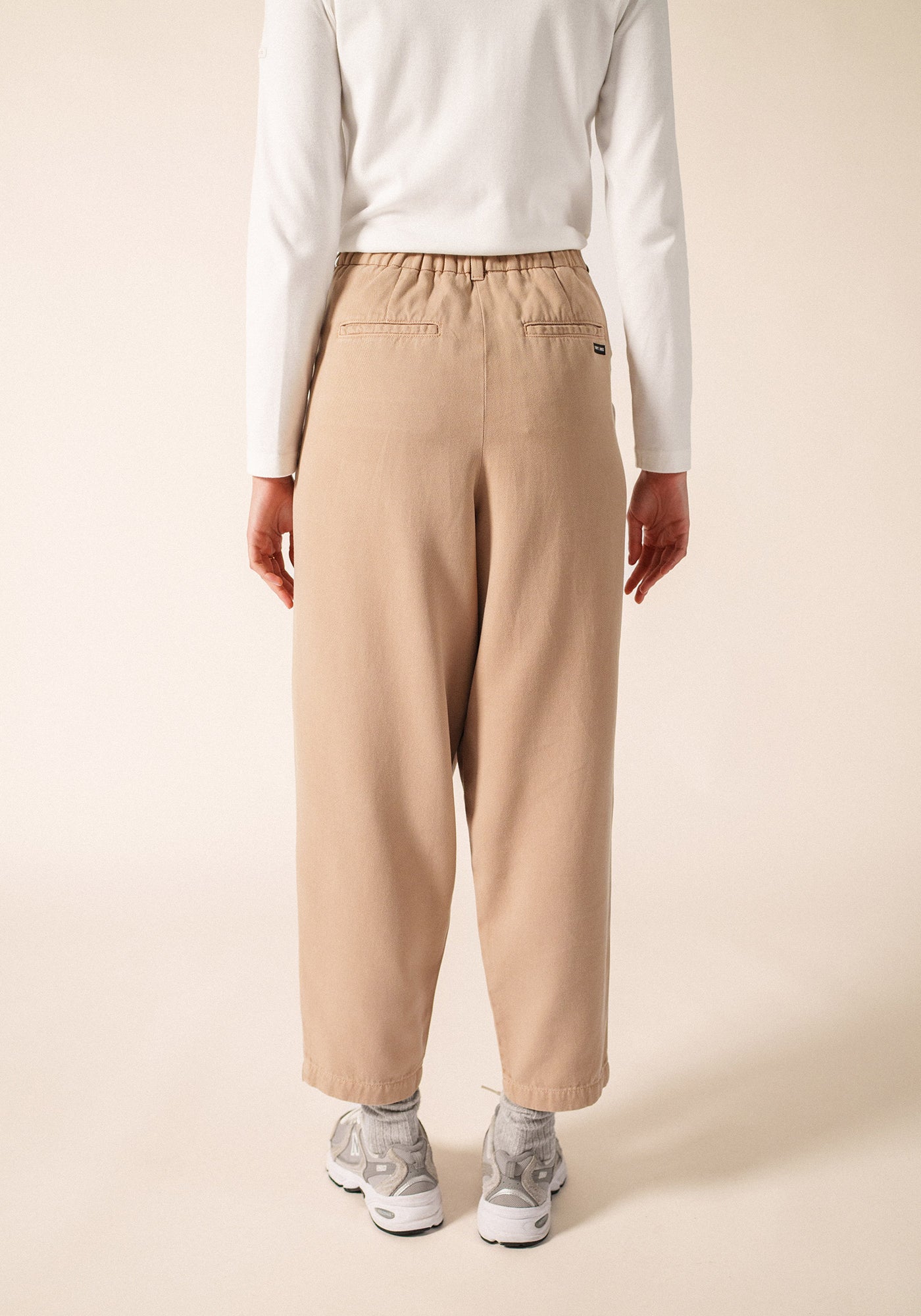 Barrel Trousers (BEIGE FONCE)