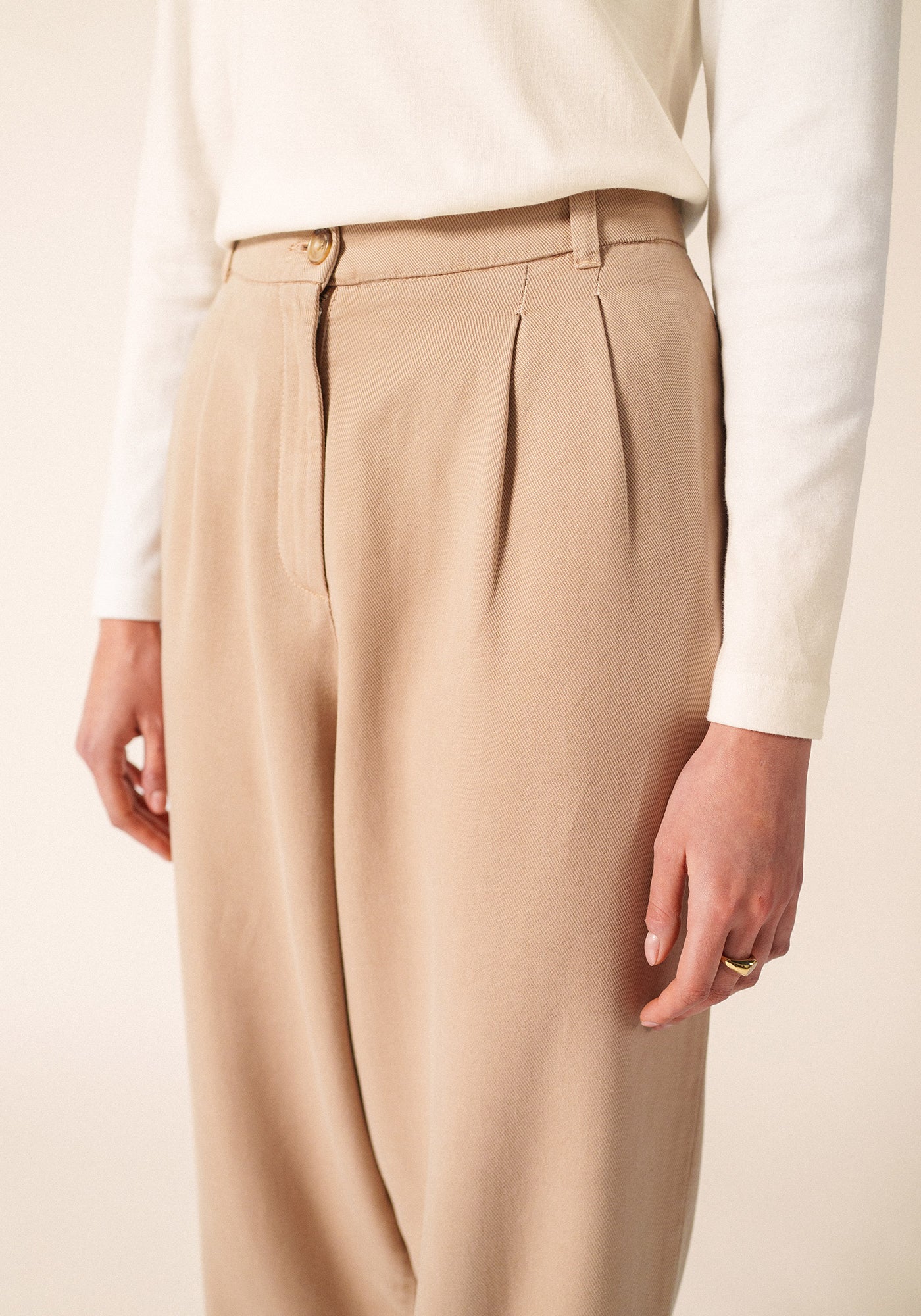 Barrel Trousers (BEIGE FONCE)