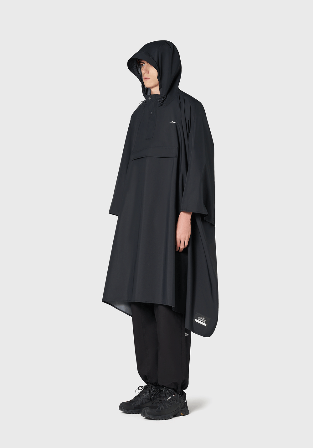 Kyodeau Cape x AVNIER (NOIR)