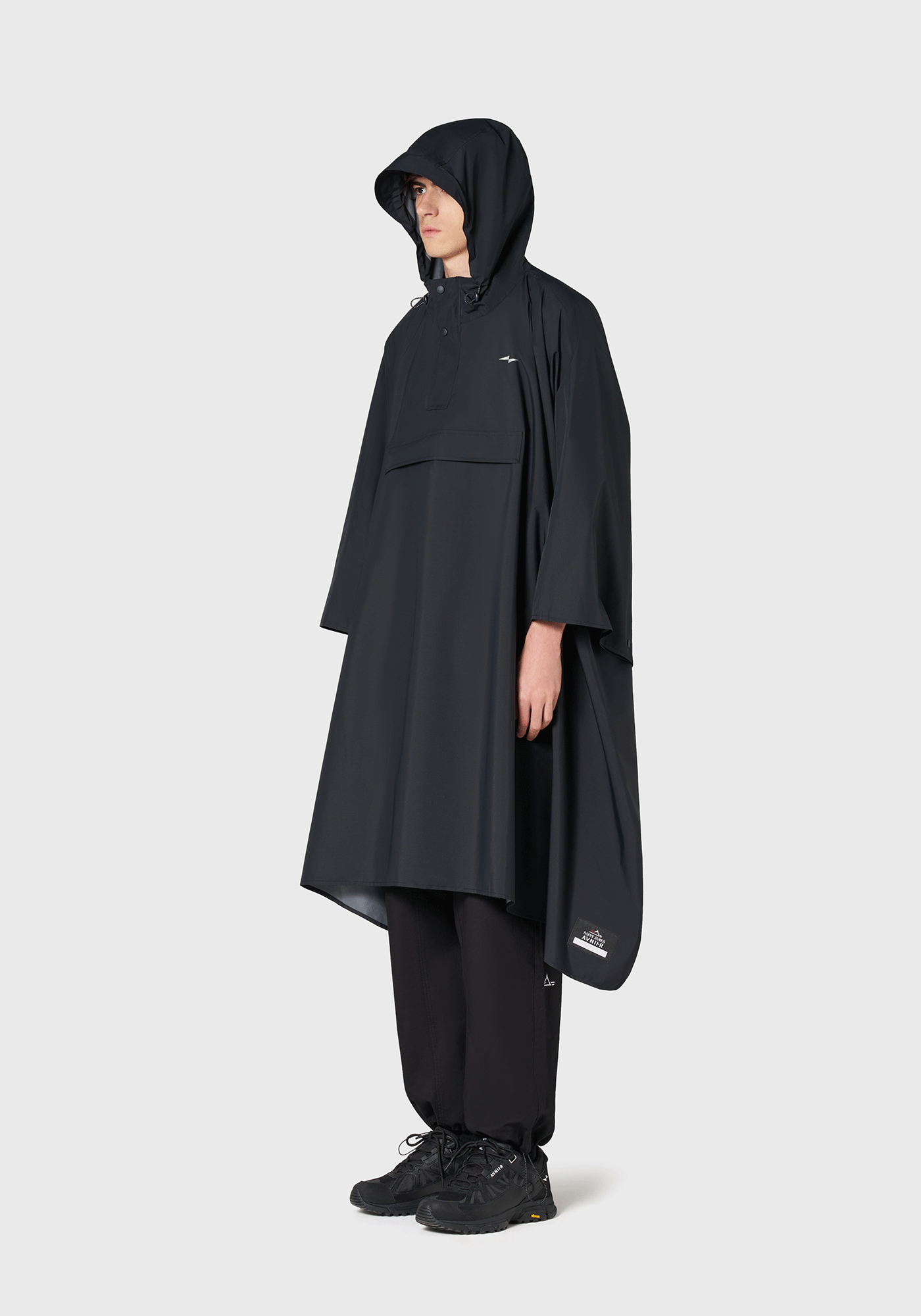 Kyodeau Cape x AVNIER (NOIR)