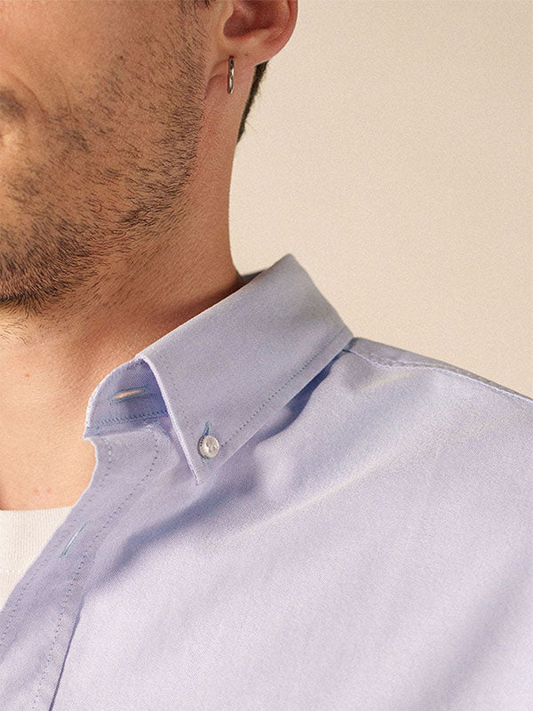 Buttoned collar stand